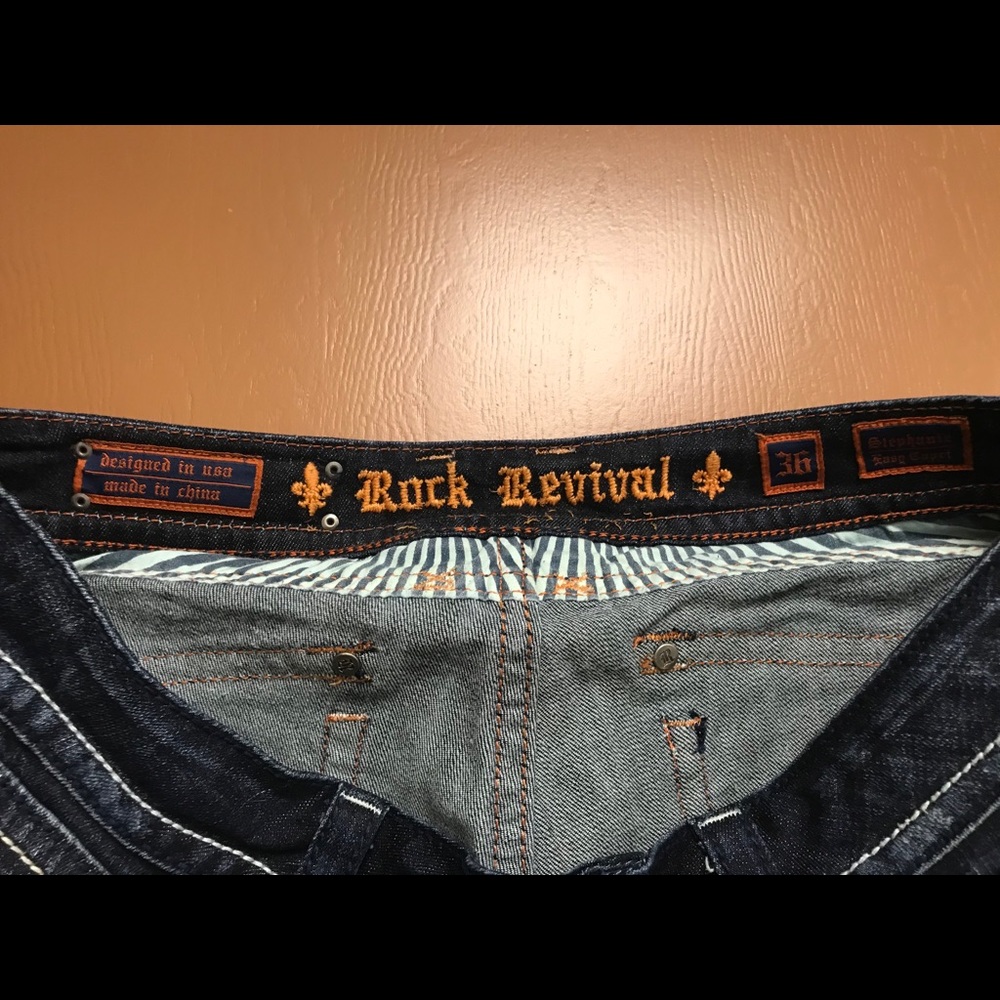 Rock Revival Jeans Easy Straight